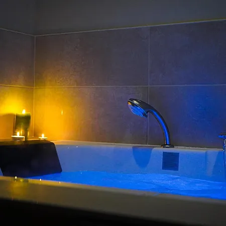 Havre De Paix Avec Balneo Spa - Maison Ideal Pour Couple - Famille & Pro - Parking Prive Et Gratuit - Wifi Et Bureau Pour Travailler - Jusqu'A 6 Personnes Angoulême Buitenkant foto