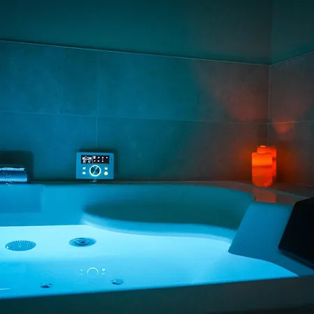 Havre De Paix Avec Balneo Spa - Maison Ideal Pour Couple - Famille & Pro - Parking Prive Et Gratuit - Wifi Et Bureau Pour Travailler - Jusqu'A 6 Personnes Angoulême Buitenkant foto