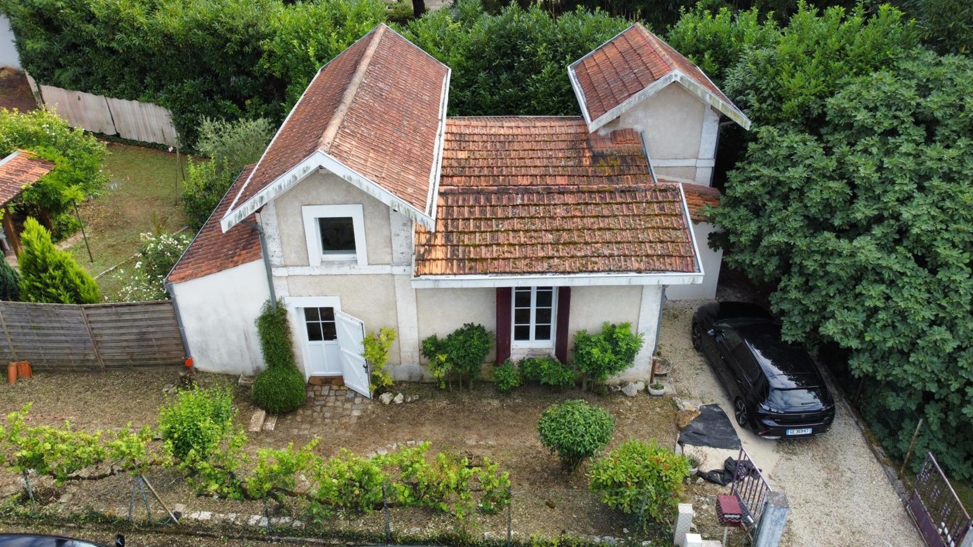 Havre De Paix Avec Balneo - Maison Ideal Pour Couple - Famille & Pro - Parking Prive Et Gratuit - Wifi Et Bureau Pour Travailler - Jusqu'a 6 Personnes * Angouleme
